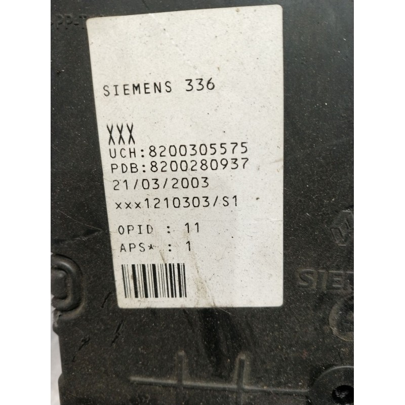 Recambio de caja reles / fusibles para renault megane ii berlina 5p referencia OEM IAM S118400200I82003055758200280937  