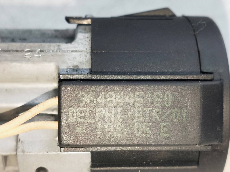 Recambio de conmutador de arranque para citroen c2 vtr referencia OEM IAM N0502073 9648445182 N0502455