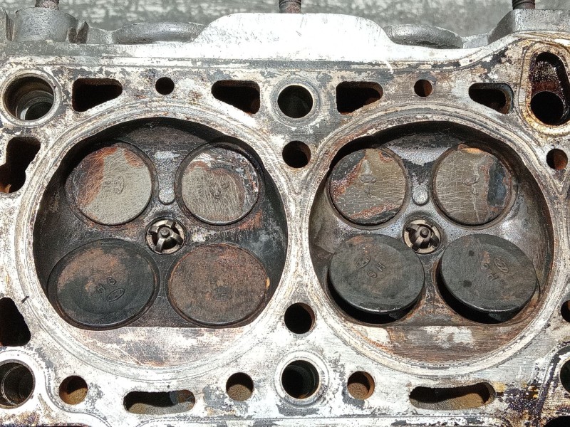 Recambio de culata para hyundai matrix (fc) 1.6 gls referencia OEM IAM   G4ED