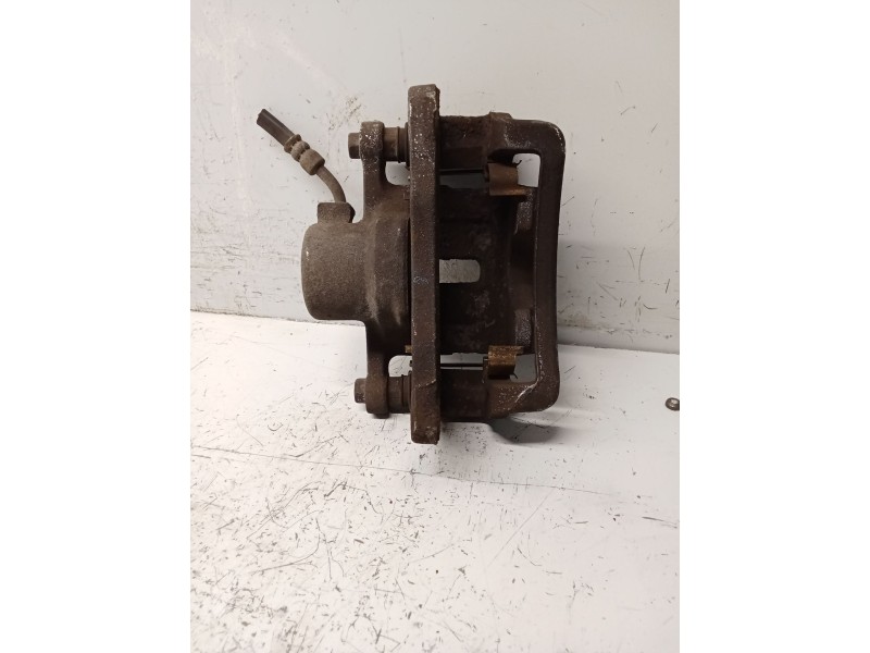Recambio de pinza freno trasera izquierda para chevrolet captiva 2.0 vcdi lt referencia OEM IAM   