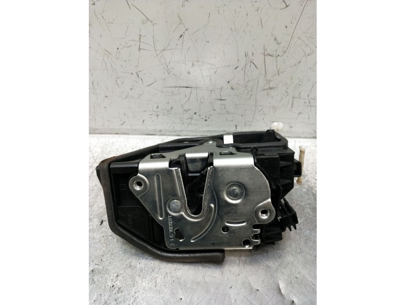 Recambio de motor cierre centralizado trasero izquierdo para bmw serie 3 lim. (f30) referencia OEM IAM 7229459  