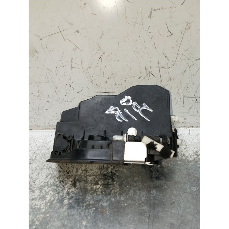 Recambio de motor cierre centralizado delantero derecho para bmw serie 3 lim. (f30) referencia OEM IAM 7229458  