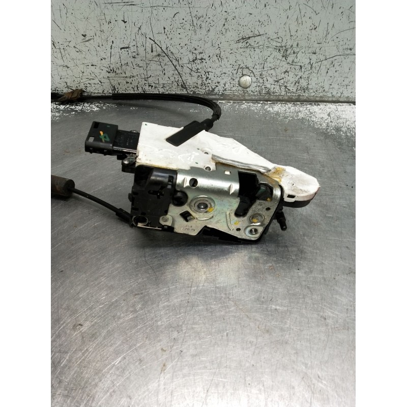 Recambio de motor cierre centralizado delantero derecho para peugeot 207 cc referencia OEM IAM 24094158 2p 