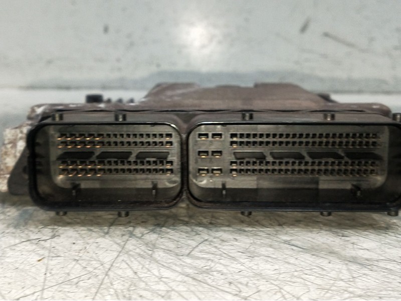 Recambio de centralita motor uce para audi a3 (8p) 1.9 tdi referencia OEM IAM 028101138303G906016J  