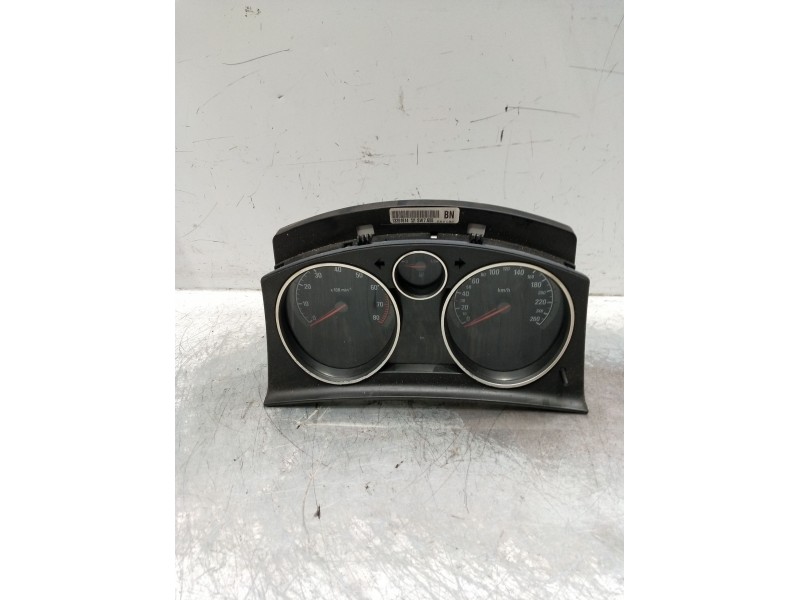 Recambio de cuadro instrumentos para opel astra gtc referencia OEM IAM 13251614sw7655  