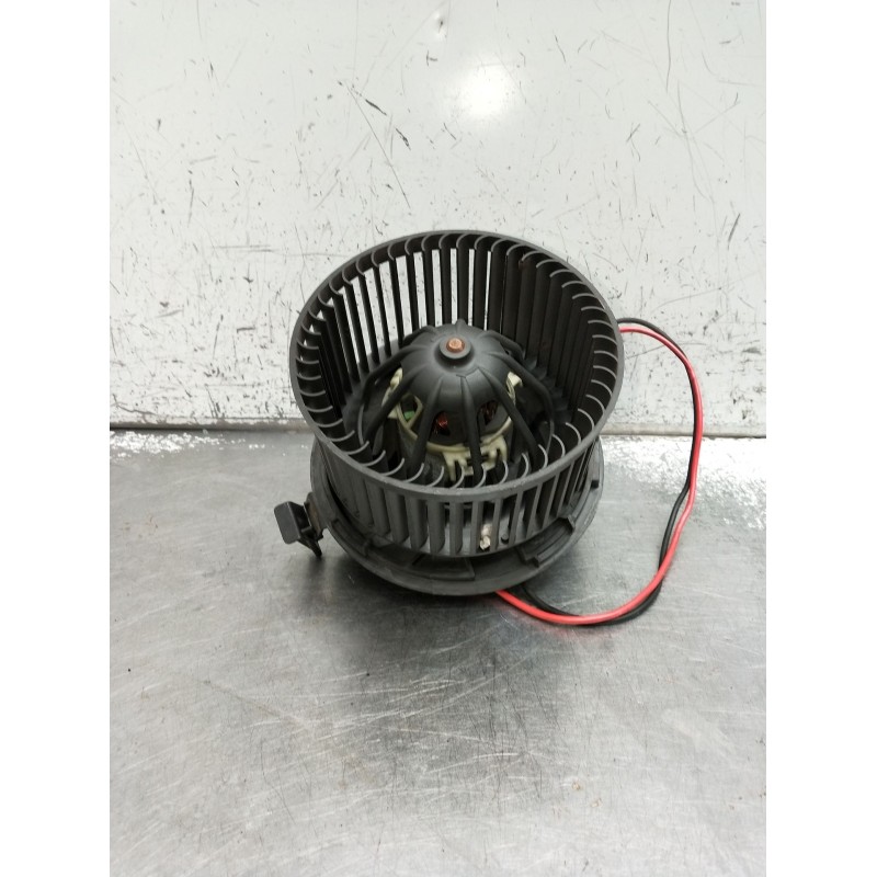 Recambio de motor calefaccion para renault megane ii berlina 5p referencia OEM IAM 030910g  