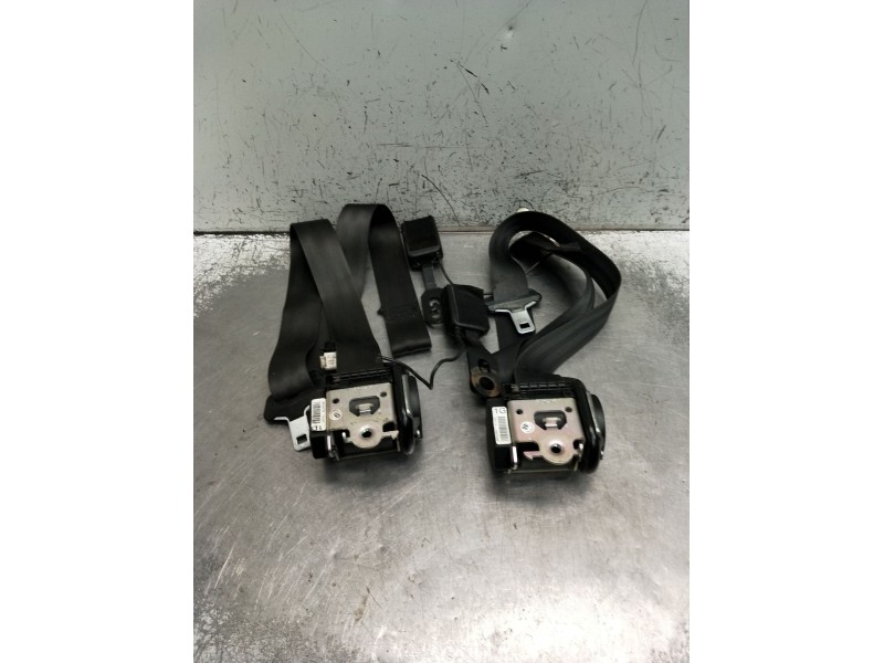 Recambio de juego cinturones delantero para peugeot 207 cc referencia OEM IAM   