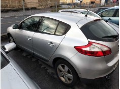 renault megane iii berlina 5 p del año 2009 2