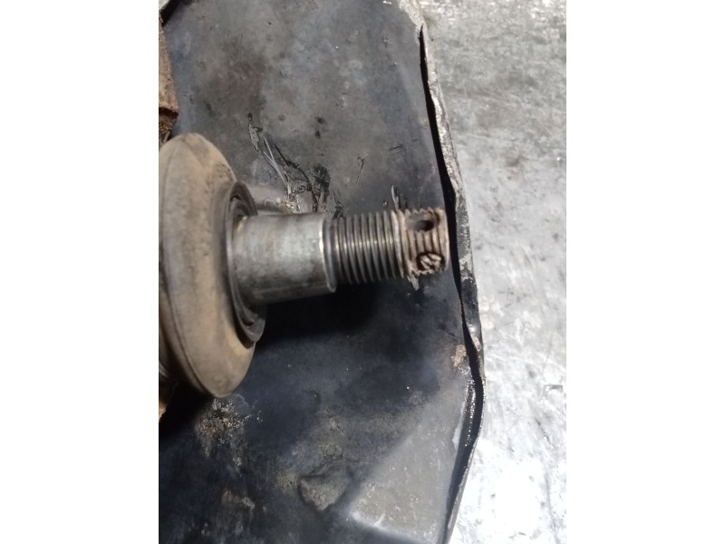 Recambio de mangueta delantera izquierda para honda civic vi hatchback (ej, ek) 1.5 i (ek3) referencia OEM IAM   