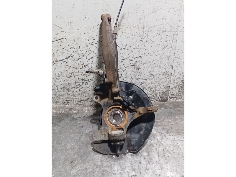 Recambio de mangueta delantera derecha para honda civic vi hatchback (ej, ek) 1.5 i (ek3) referencia OEM IAM   