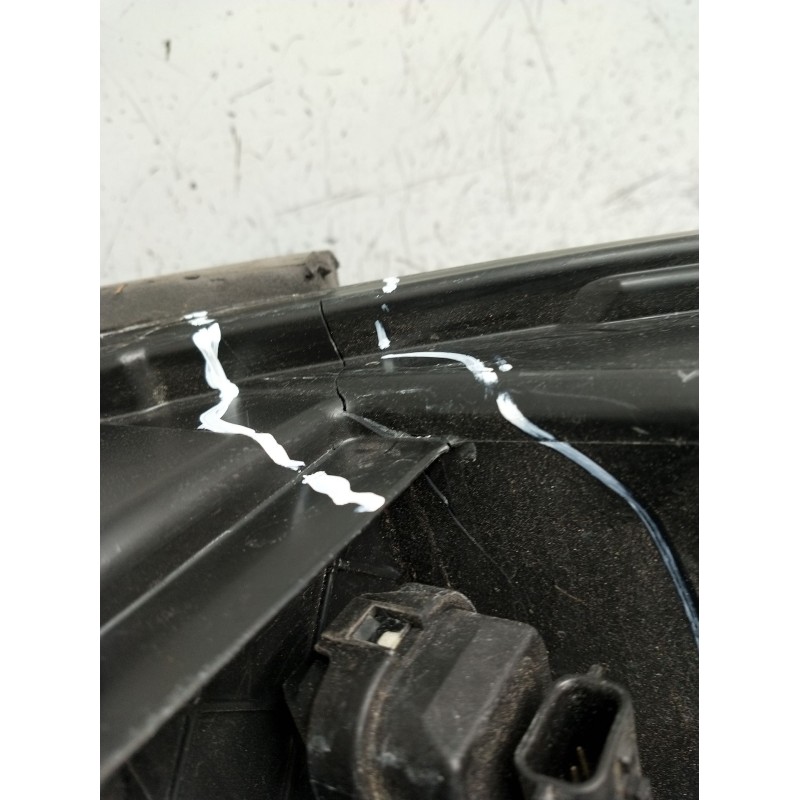 Recambio de faro izquierdo para renault trafic iii furgoneta (fg_) 2.0 dci 110 (fgmw) referencia OEM IAM 260601790r  