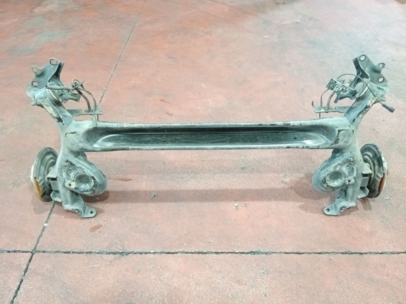 Recambio de puente trasero para renault megane iv berlina 5p referencia OEM IAM   DISCO / ABS