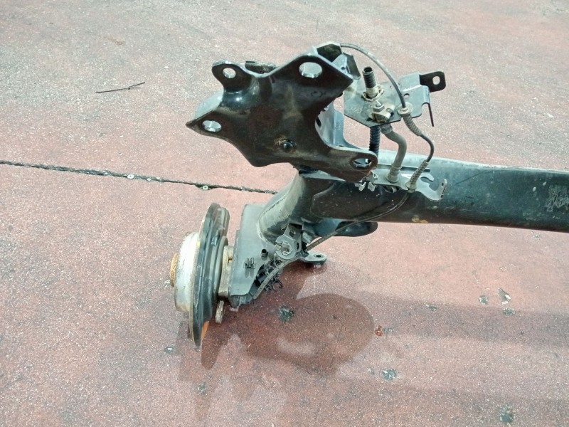 Recambio de puente trasero para renault megane iv berlina 5p referencia OEM IAM   DISCO / ABS