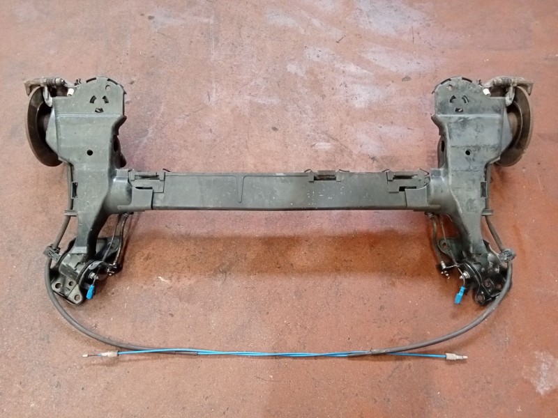 Recambio de puente trasero para peugeot 207 cc referencia OEM IAM  DISCO 