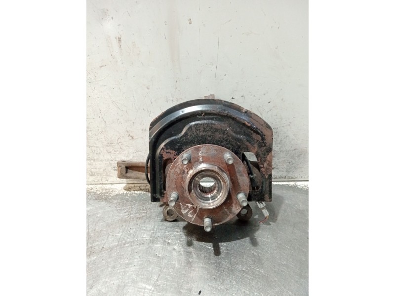 Recambio de mangueta delantera izquierda para nissan qashqai (j10) acenta referencia OEM IAM   