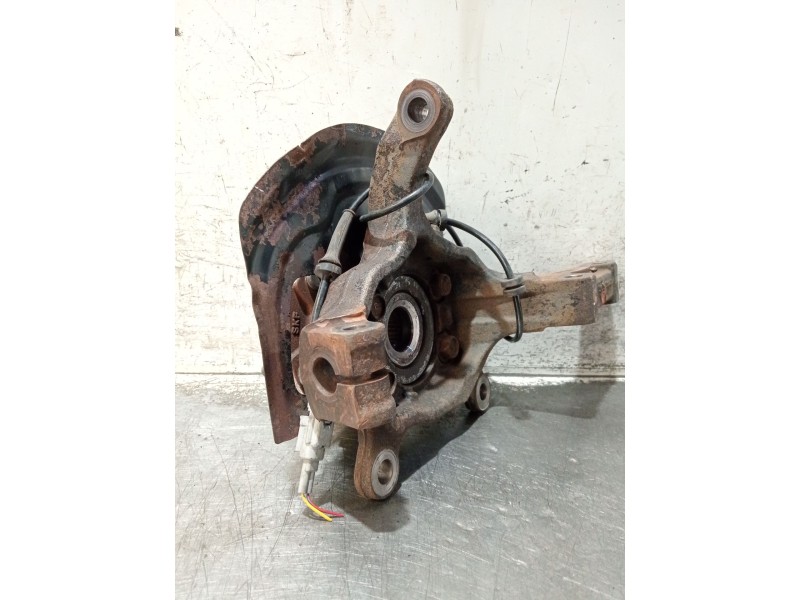 Recambio de mangueta delantera izquierda para nissan qashqai (j10) acenta referencia OEM IAM   