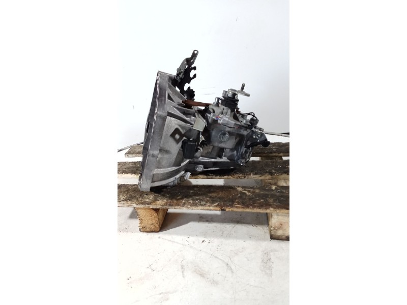 Recambio de caja cambios para citroën c1 seduction referencia OEM IAM 20tt 052232081 