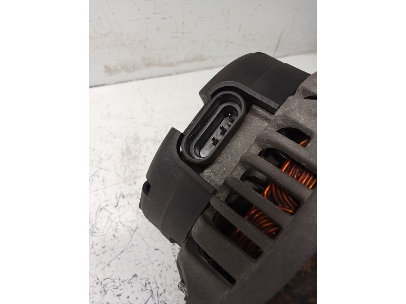 Recambio de alternador para chevrolet captiva 2.0 vcdi lt referencia OEM IAM   