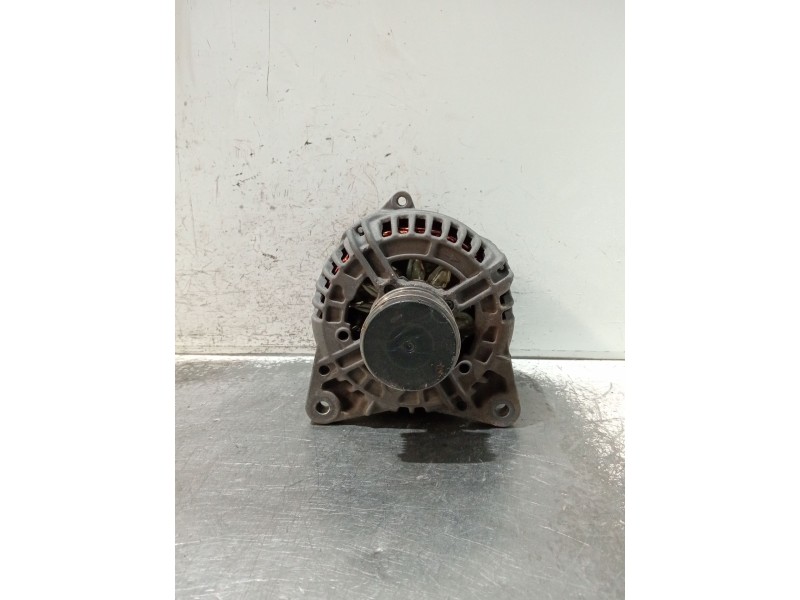 Recambio de alternador para nissan qashqai (j10) acenta referencia OEM IAM 8200728292 0124525140 