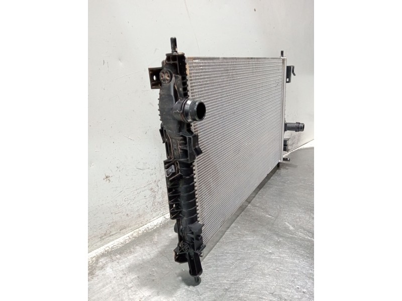 Recambio de radiador agua para citroën c4 spacetourer 1.2 referencia OEM IAM P9675747980 MM11803J 