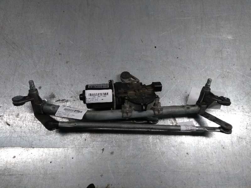 Recambio de motor limpia delantero para chevrolet spark 1.0 cat referencia OEM IAM 96843281 96688371 8371U