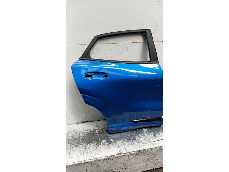 Recambio de puerta trasera derecha para ford puma referencia OEM IAM 5p  