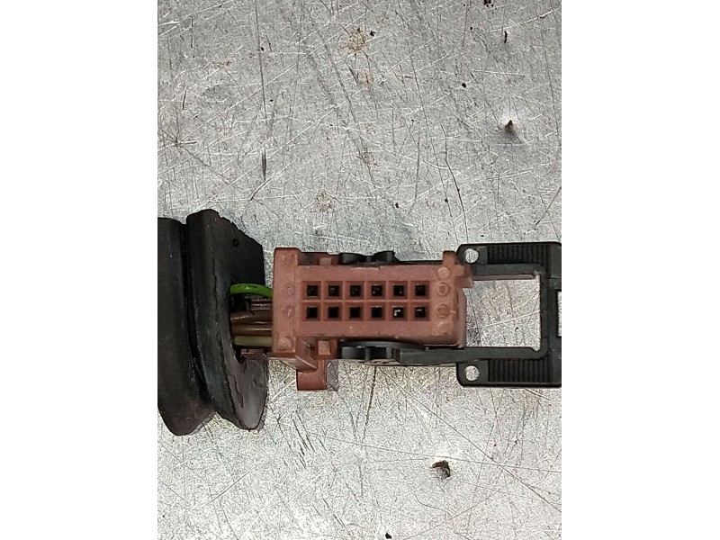 Recambio de retrovisor izquierdo para peugeot 407 st sport pack referencia OEM IAM  ELÉCTRICO 