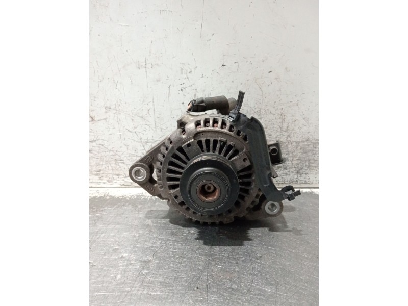 Recambio de alternador para kia carnival / grand carnival iii (vq) 2.9 crdi referencia OEM IAM 373004X900 021319221 