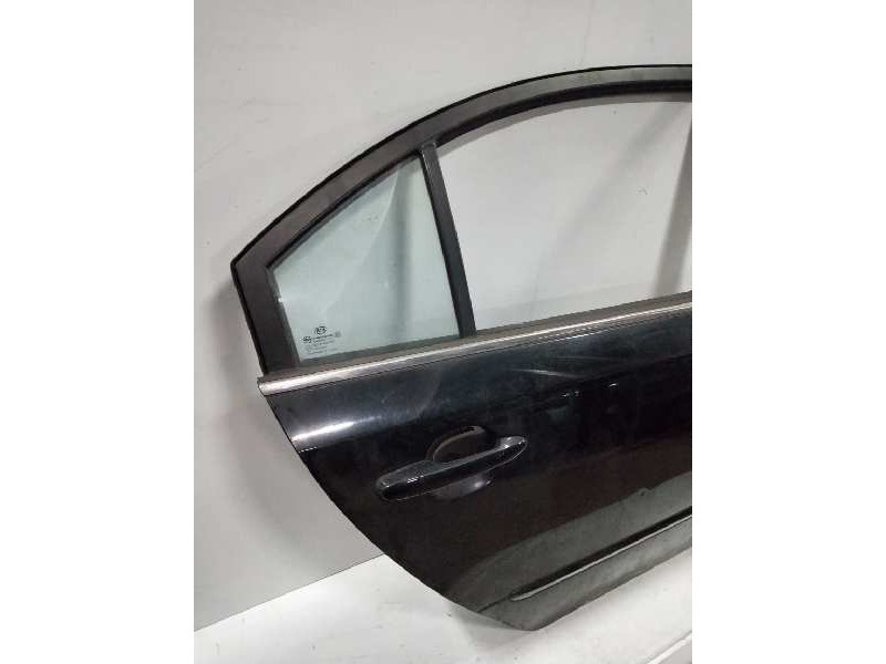 Recambio de puerta trasera derecha para kia magentis 2.0 cat referencia OEM IAM    Recambio de puerta trasera derecha para kia magentis 2.0 cat referencia OEM IAM