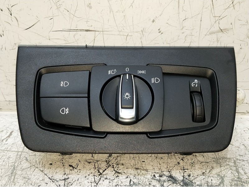 Recambio de mando luces para bmw serie 3 lim. (f30) referencia OEM IAM 939394703  