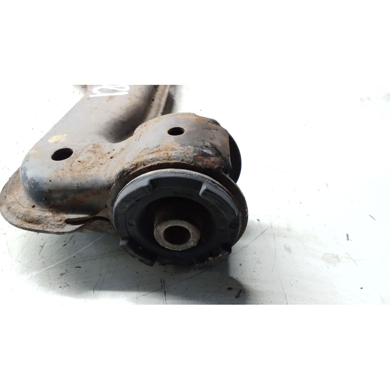 Recambio de brazo suspension superior delantero izquierdo para opel zafira b referencia OEM IAM   