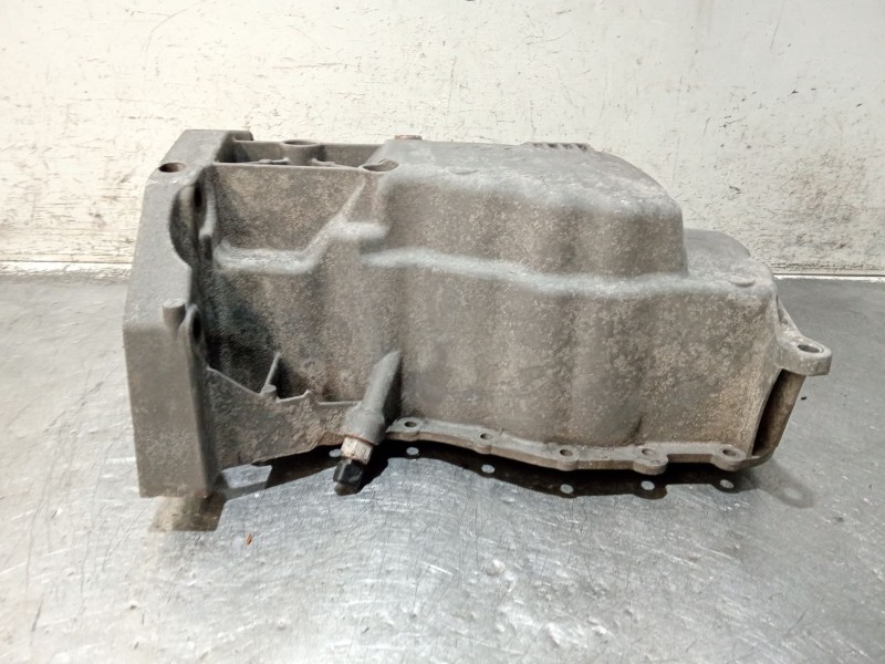 Recambio de carter para nissan qashqai (j10) acenta referencia OEM IAM 8200318813  