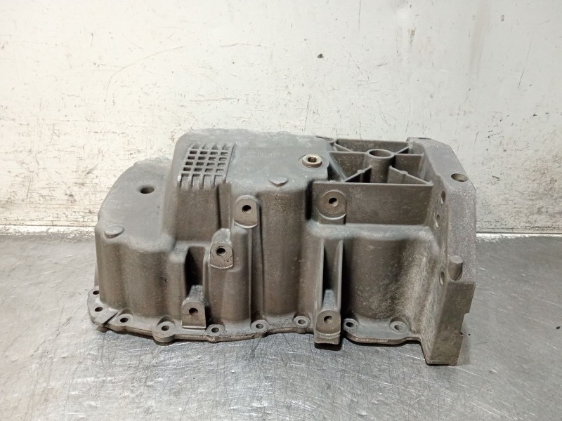 Recambio de carter para nissan qashqai (j10) acenta referencia OEM IAM 8200318813  