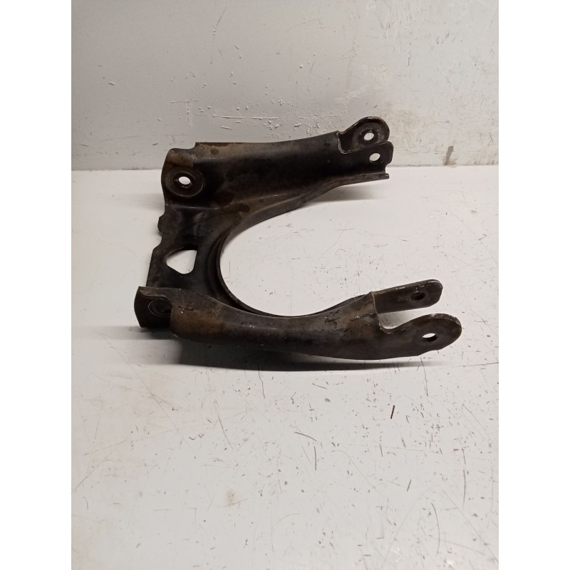 Recambio de brazo suspension superior delantero derecho para citroën c5 station wagon business class referencia OEM IAM 96825942