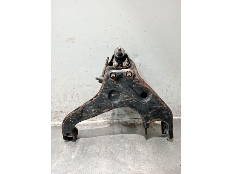 Recambio de brazo suspension inferior delantero izquierdo para mitsubishi montero (v20/v40) referencia OEM IAM   