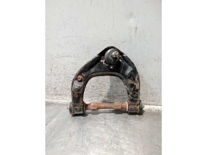 Recambio de brazo suspension superior delantero izquierdo para mitsubishi montero (v20/v40) referencia OEM IAM   