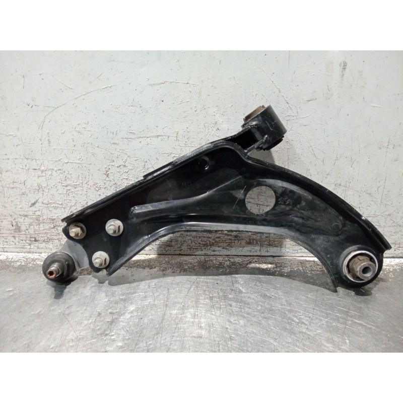 Recambio de brazo suspension inferior delantero izquierdo para citroën c4 spacetourer 1.2 referencia OEM IAM 98138523  