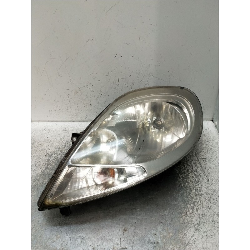 Recambio de faro izquierdo para renault trafic caja cerrada (ab 4.01) referencia OEM IAM 8200701354  