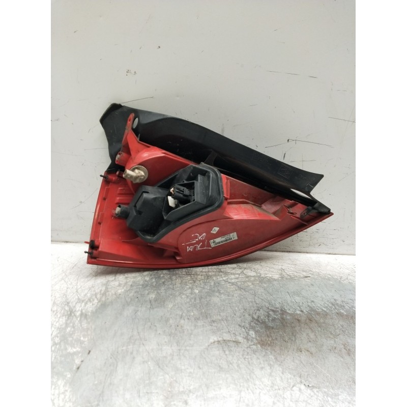 Recambio de piloto trasero derecho para renault megane ii (bm0/1_, cm0/1_) 1.9 dci referencia OEM IAM 820041321689038182  