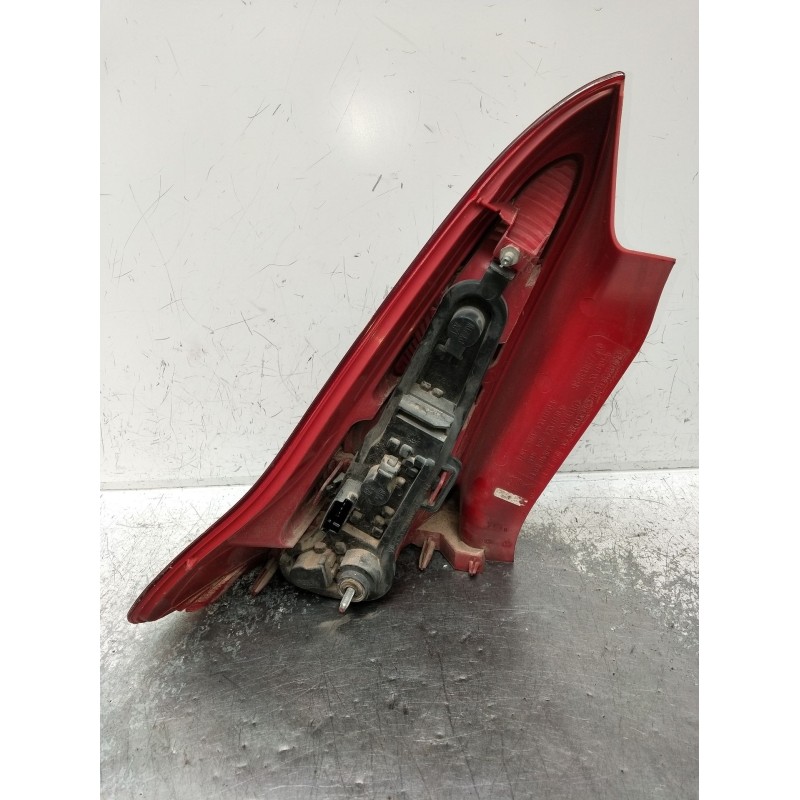 Recambio de piloto trasero derecho para citroën c4 coupe by loeb referencia OEM IAM 9646801677  