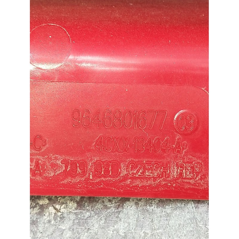 Recambio de piloto trasero derecho para citroën c4 coupe by loeb referencia OEM IAM 9646801677  