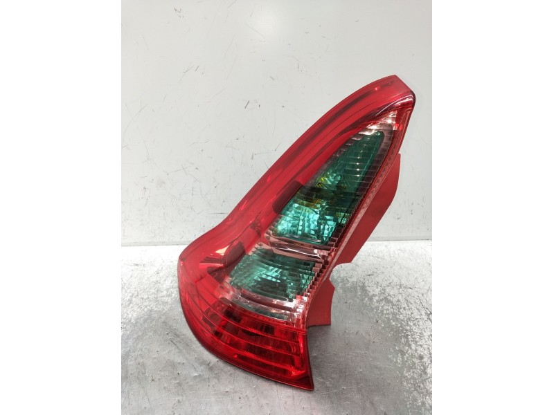 Recambio de piloto trasero izquierdo para citroën c4 coupe by loeb referencia OEM IAM 9646801777  