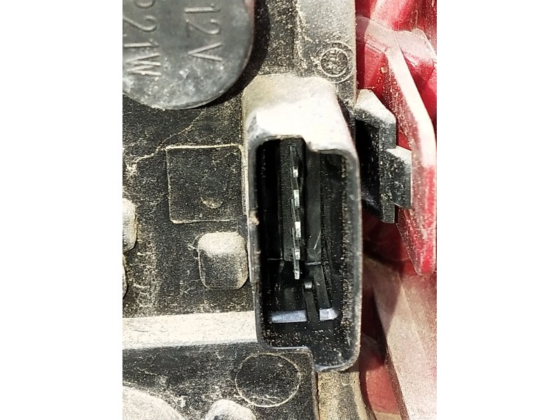 Recambio de piloto trasero izquierdo para citroën c4 coupe by loeb referencia OEM IAM 9646801777  