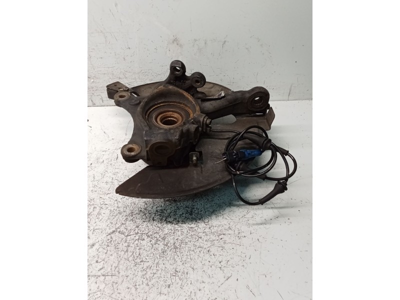 Recambio de mangueta delantera izquierda para citroën c5 station wagon business class referencia OEM IAM   