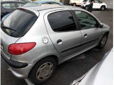 peugeot 206 berlina del año 2001 2