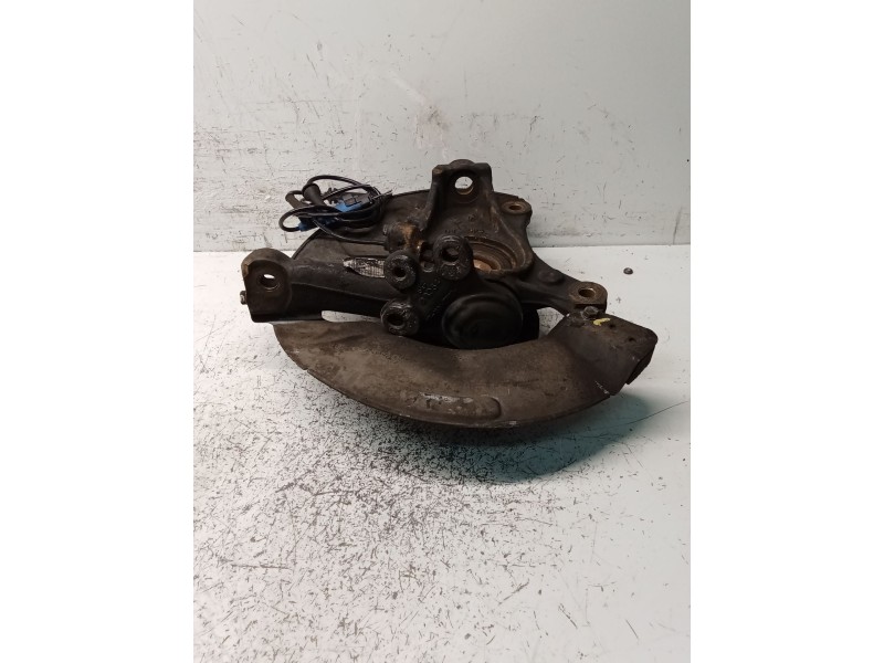 Recambio de mangueta delantera izquierda para citroën c5 station wagon business class referencia OEM IAM   