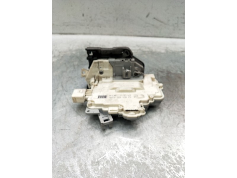 Recambio de motor cierre centralizado delantero derecho para porsche cayenne (92a) 4.8 s referencia OEM IAM 8j1837016a 5p 
