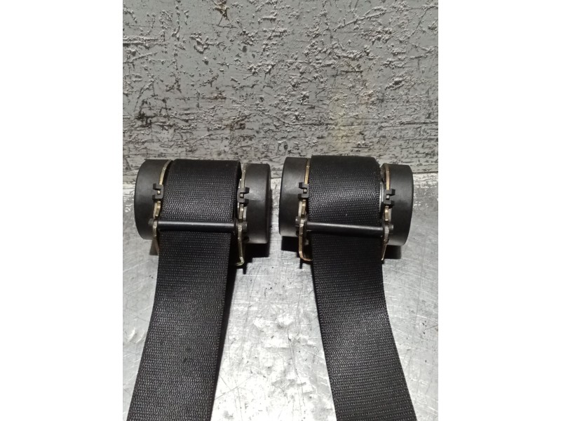 Recambio de juego cinturones trasero para bmw 3 (e36) 318 tds referencia OEM IAM   4P