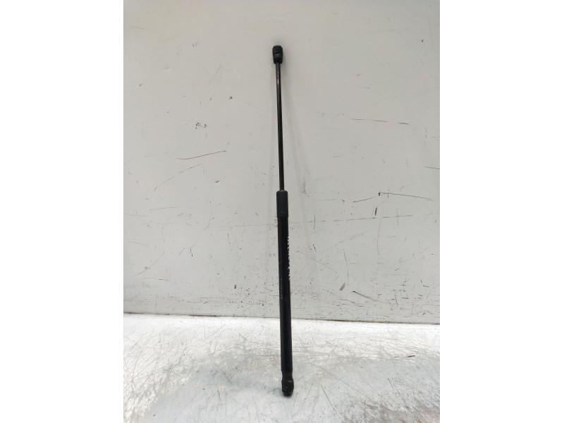 Recambio de amortiguadores capo para porsche cayenne (92a) 4.8 s referencia OEM IAM 7p5823359  