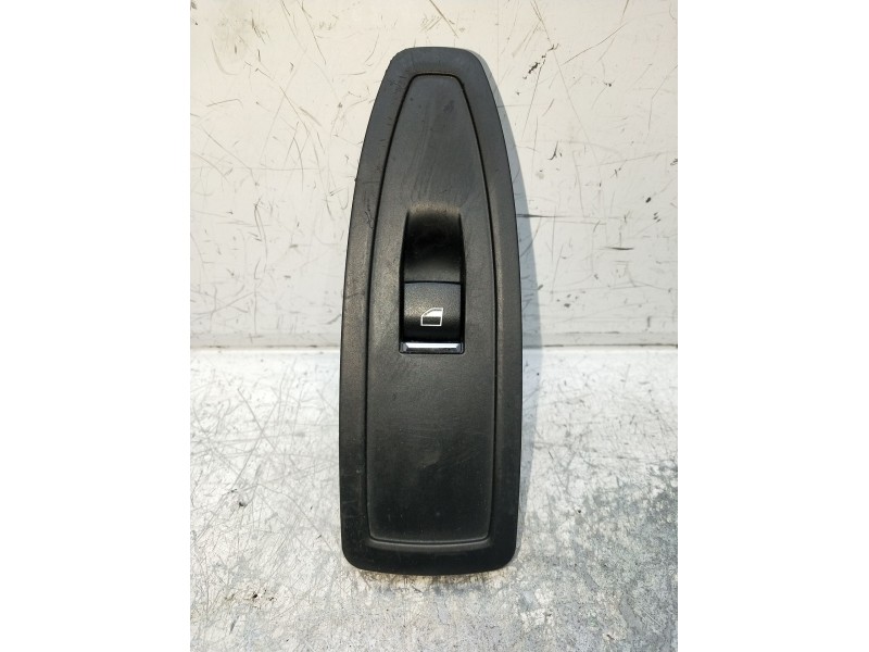 Recambio de mando elevalunas delantero derecho para bmw serie 3 lim. (f30) referencia OEM IAM 92081O702  
